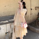 米黄色日系花边拼接V领上衣衬衫 Emilyying春夏新款