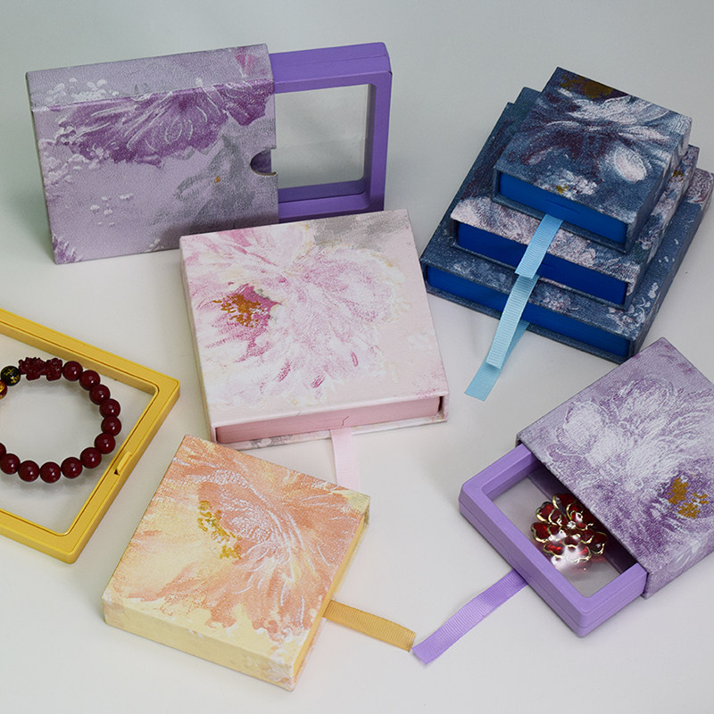 新款富贵花开首饰盒pe薄膜抗氧化悬浮盒手串文玩冰箱贴收纳包装盒,饰品/流行首饰/时尚饰品新,首饰盒,淘宝优惠券,粉丝福利购,淘宝优惠卷