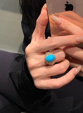 今饰有约中古蓝松蛋面锆石戒指