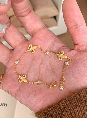 今饰有约拉丝莺尾花手链女