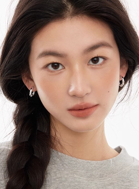今饰有约镶钻高级感圈圈耳钉女