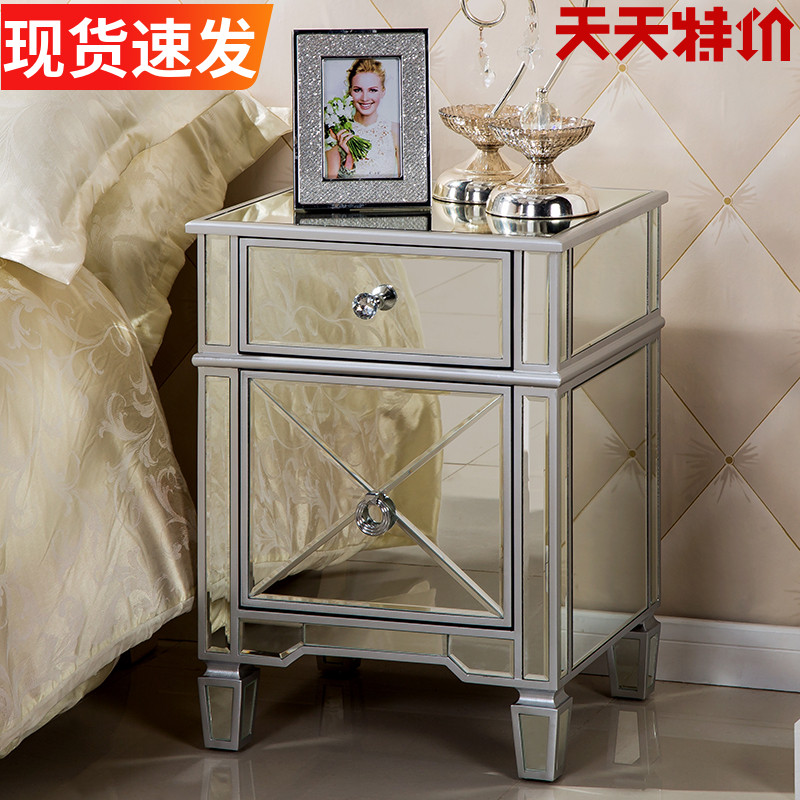 大容量朵圆镜面床头柜设计师