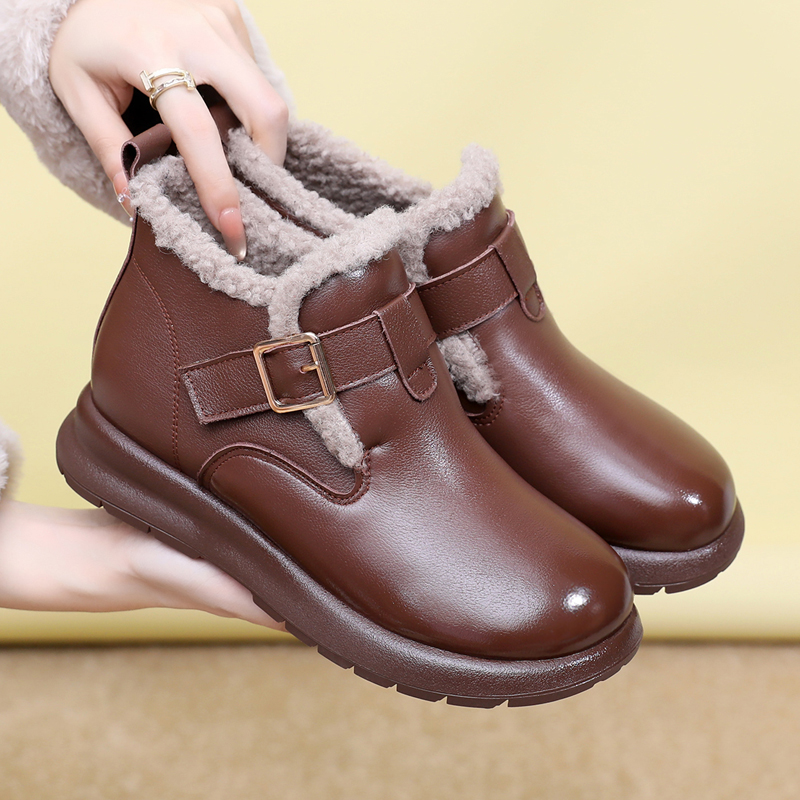 真皮保暖雪地靴软底舒适妈妈棉鞋