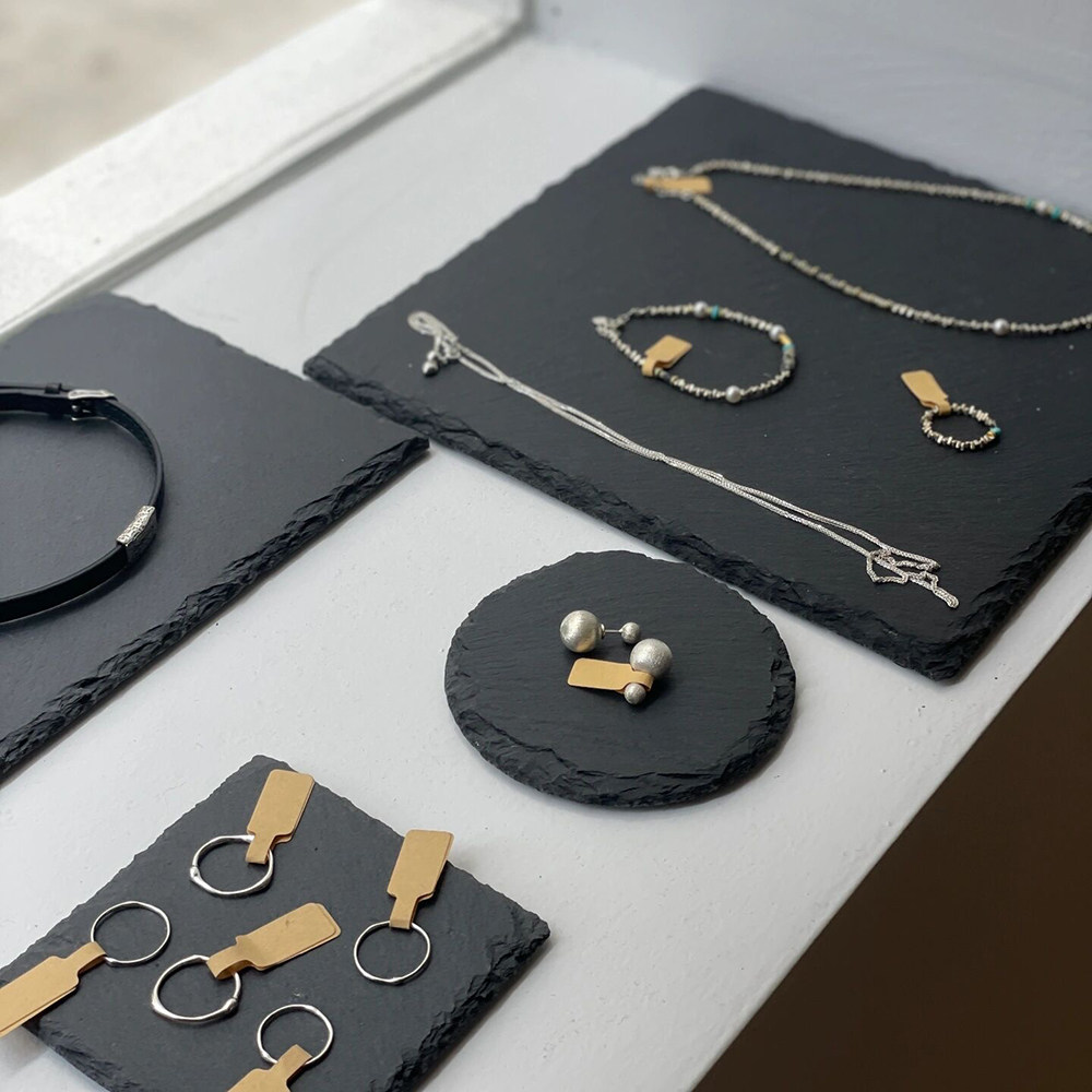 쥬얼리 디스플레이 스탠드 블랙 목걸이 디스플레이 스탠드 슬레이트 쥬얼리 트레이 디스플레이 쥬얼리 사진 소품