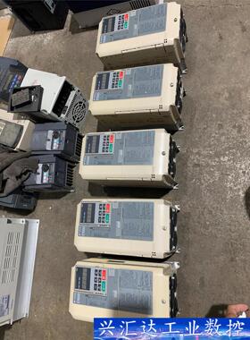 安川E1000变频器5.5KW，EB4A0011FAA，实物  询价下单