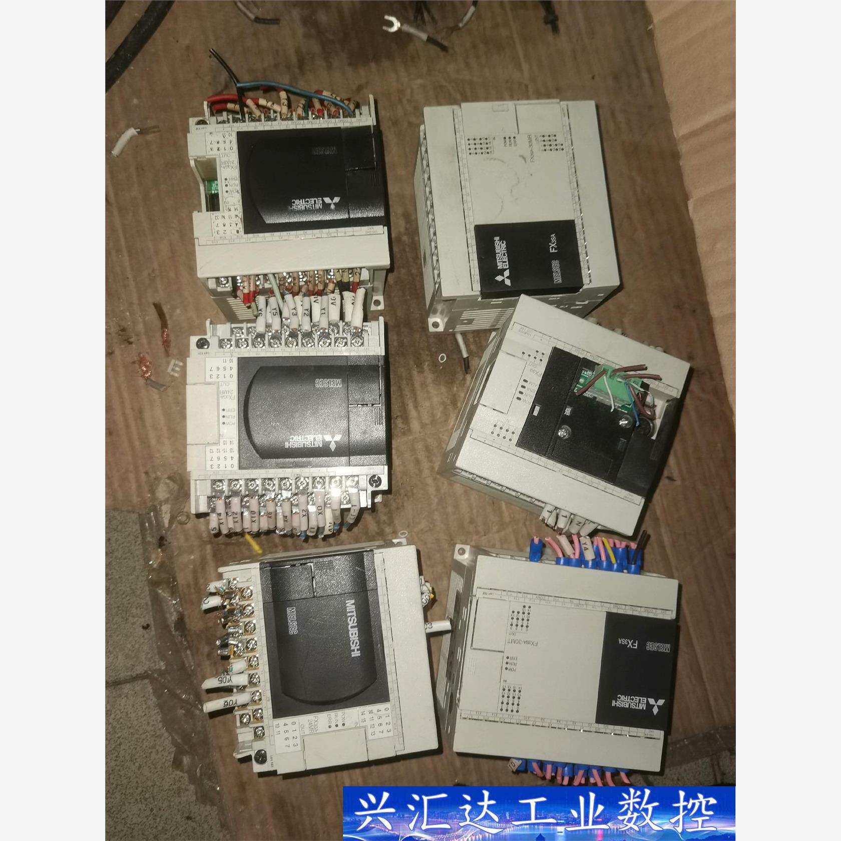 拆机三菱PLC FX3GA-24MR-CM 2台外壳完好 1  询价下单