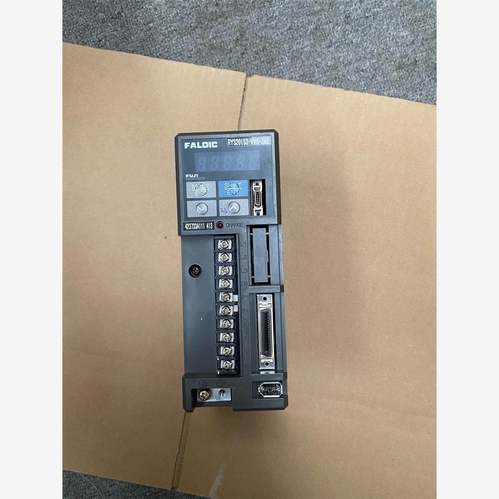 RYS201S3-WVS-ZA2 富士伺服驱动器