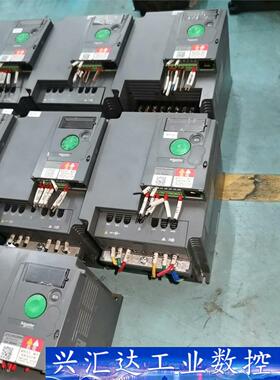 施耐德变频器ATV310HU30N4A，正常拆机，功能包好，  询价下单