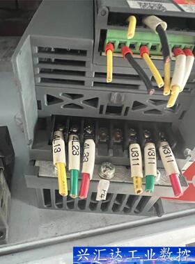 施耐德atv310hu22n4a拆机功能包好成色漂亮，9新，  询价下单