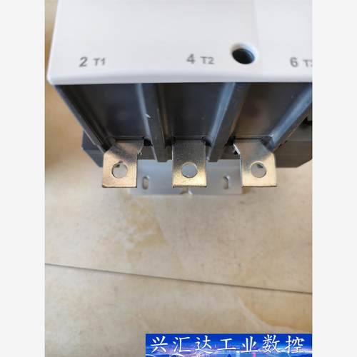 全新施耐德接触器，LC1D2