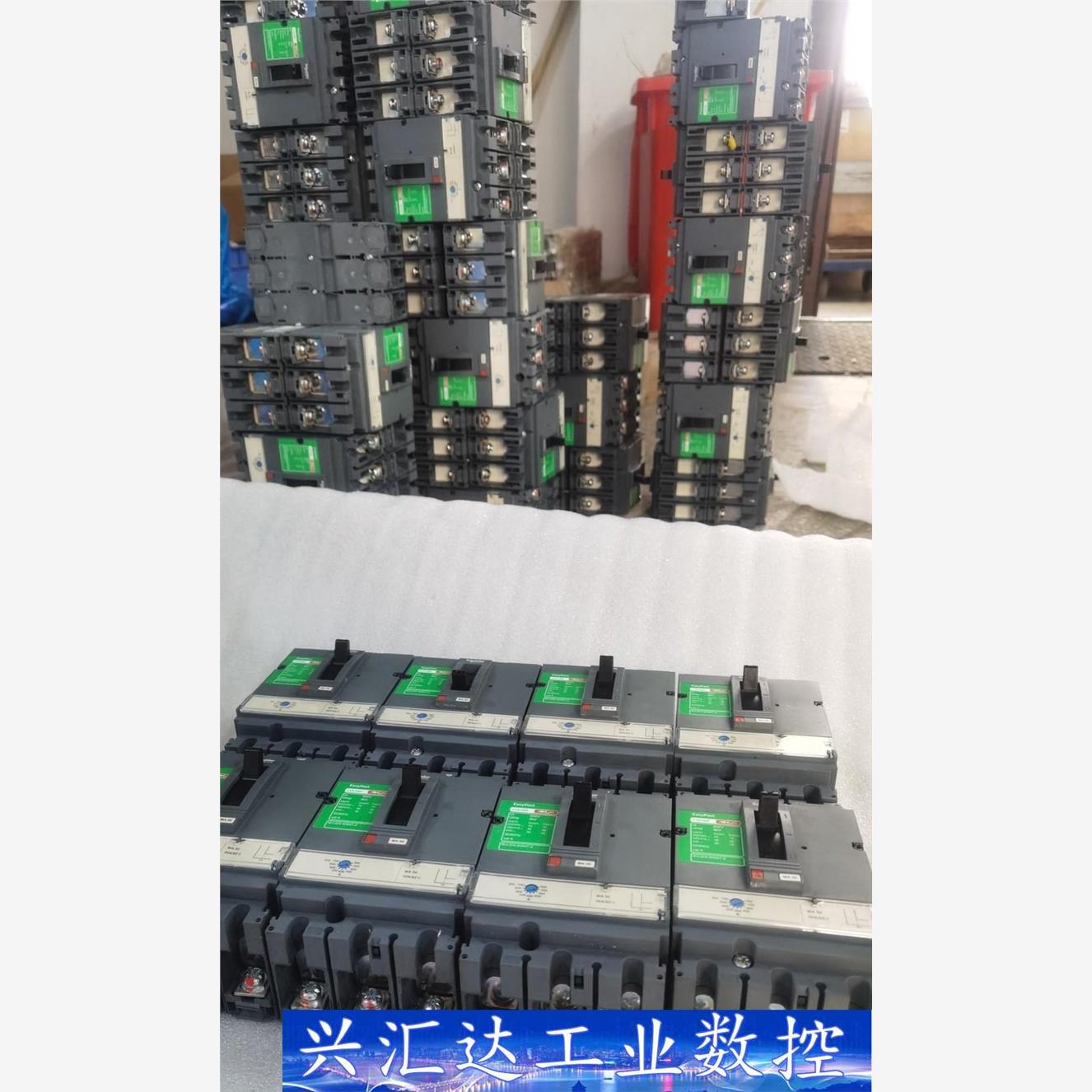 施耐德塑壳断路器CVS100F