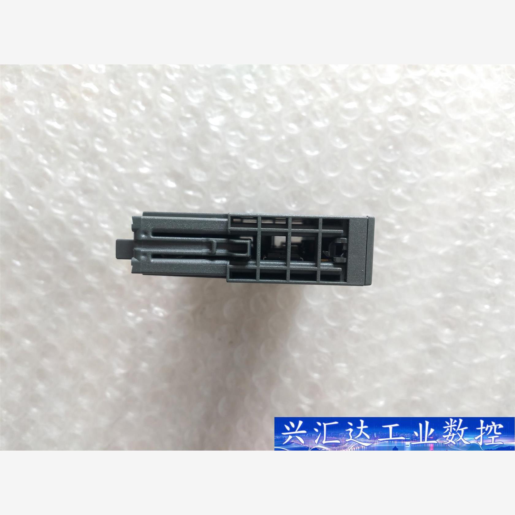 6ES7 138-4DA04-0AB0几乎全新，外观没有任何  询价下单