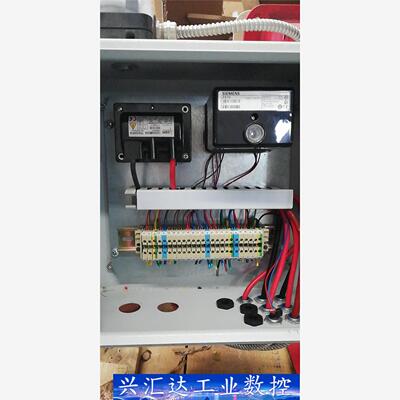 扎克锅炉saacke     一共拆机了8套，有很多其他配件  询价下单