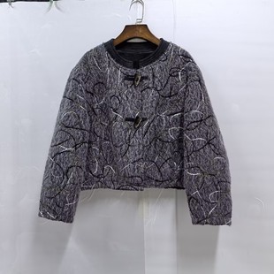 莱瑞JR8012女新款时尚国风休闲圆领刺绣宽松百搭短款春装2026外套