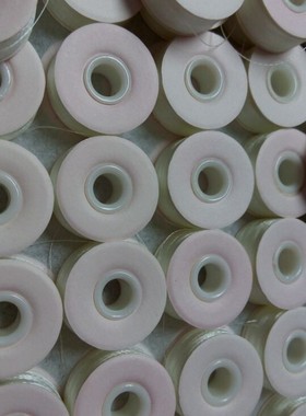 Simthread144粒装L型75D/2纸边机器绣花线黑色白色