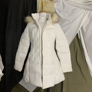 2024年冬季新款连帽白鸭绒羽绒服时尚保暖韩版女外套潮伊华欧秀
