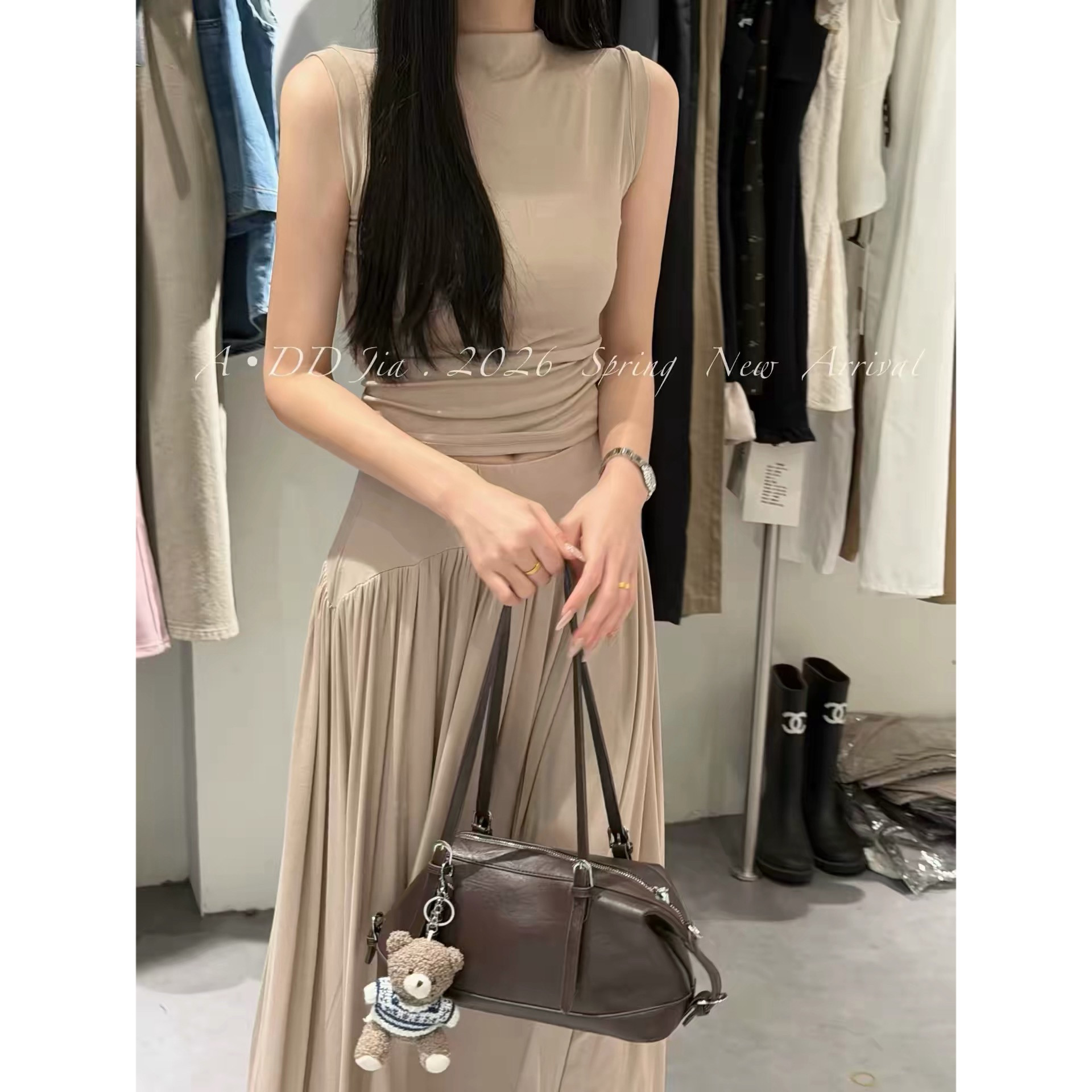 休闲套装女2026夏季新款韩版百搭显瘦半高领背心T恤+高腰长裙
