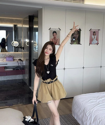 MH家 2025夏季新款韩版时尚百搭显瘦飞飞袖字母刺绣冰丝针织衫