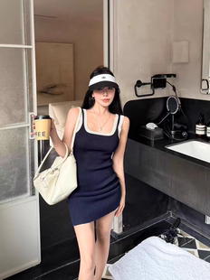 MH家 韩版 时尚 百搭显瘦气质撞色蕾丝边针织吊带连衣裙 2026新款