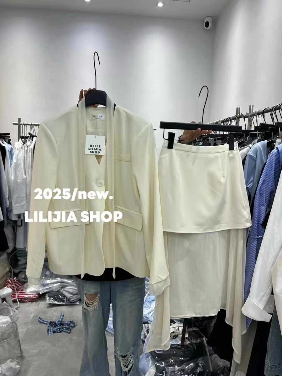 MH家 2025春季宽松时尚V领气质高级感西装外套女拼纱半裙套装