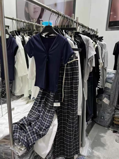 韩版 2025夏季 套装 MH家 T恤女格子裤 时尚 新款 百搭显瘦V领短袖