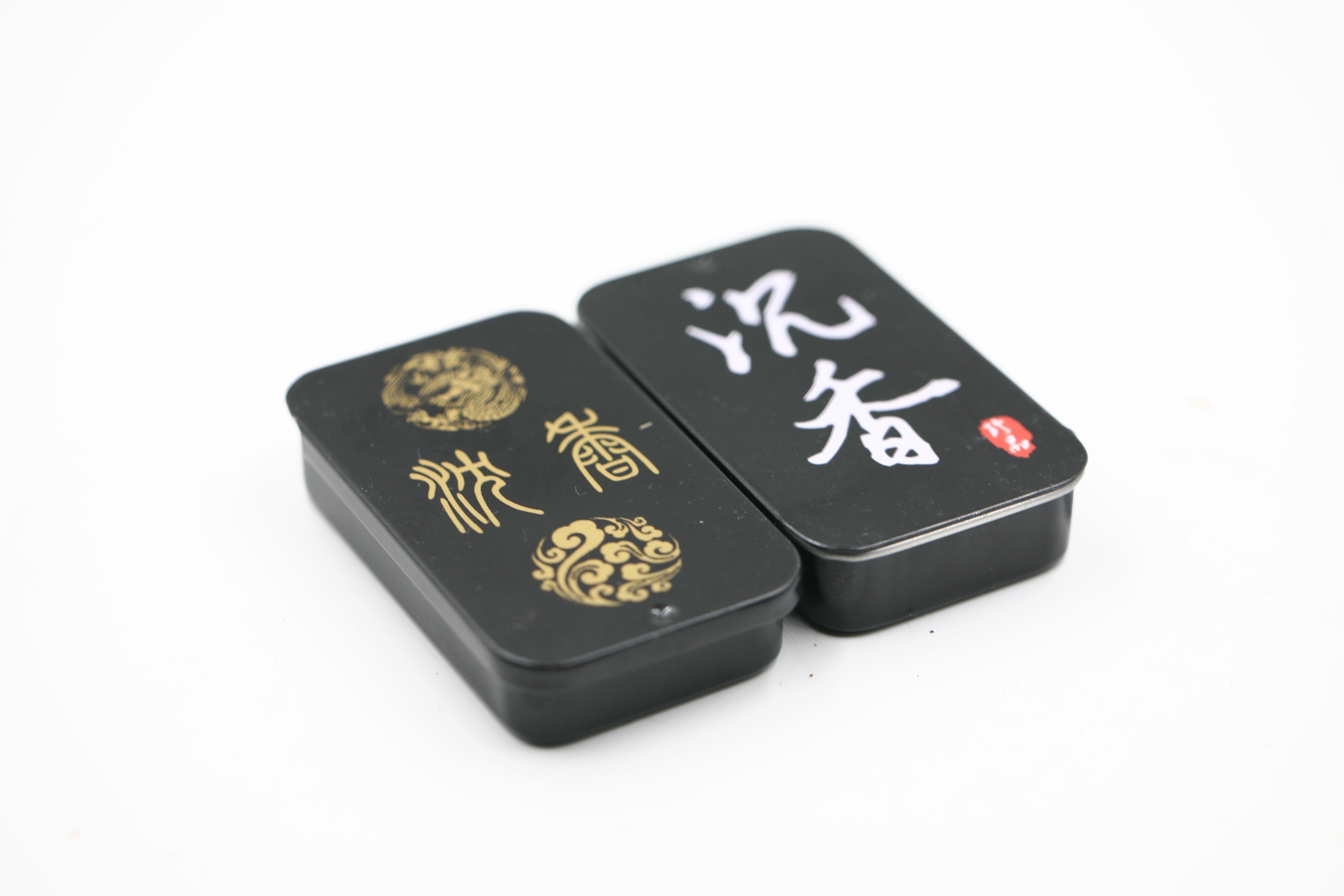 高档沉香香礼铁盒子5g装 烟丝铁皮盒 铁盒随身携带便携式烟丝烟盒