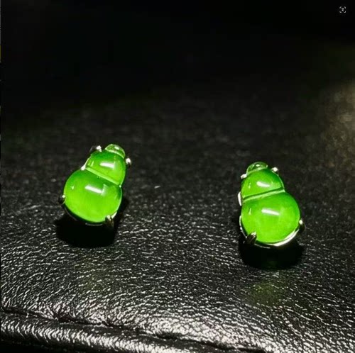 【香香专属】天然A货翡翠葫芦耳饰