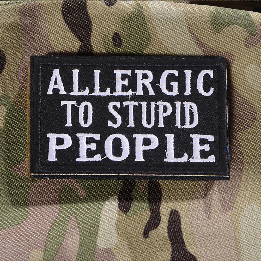搞笑英文ALLERGIC刺绣魔术贴徽章