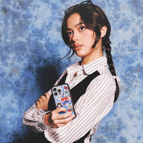 欧美f联名Nailea Devora女孩贴纸苹果15适用iPhone14/13ProMax手机壳欧美ins全包防摔17时尚12防摔WF保护套16