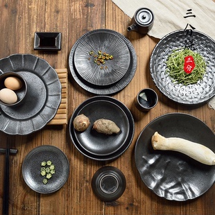 日式碗碟和风家用黑色粗陶碗个性复古牛排盘陶瓷轻奢中式餐具