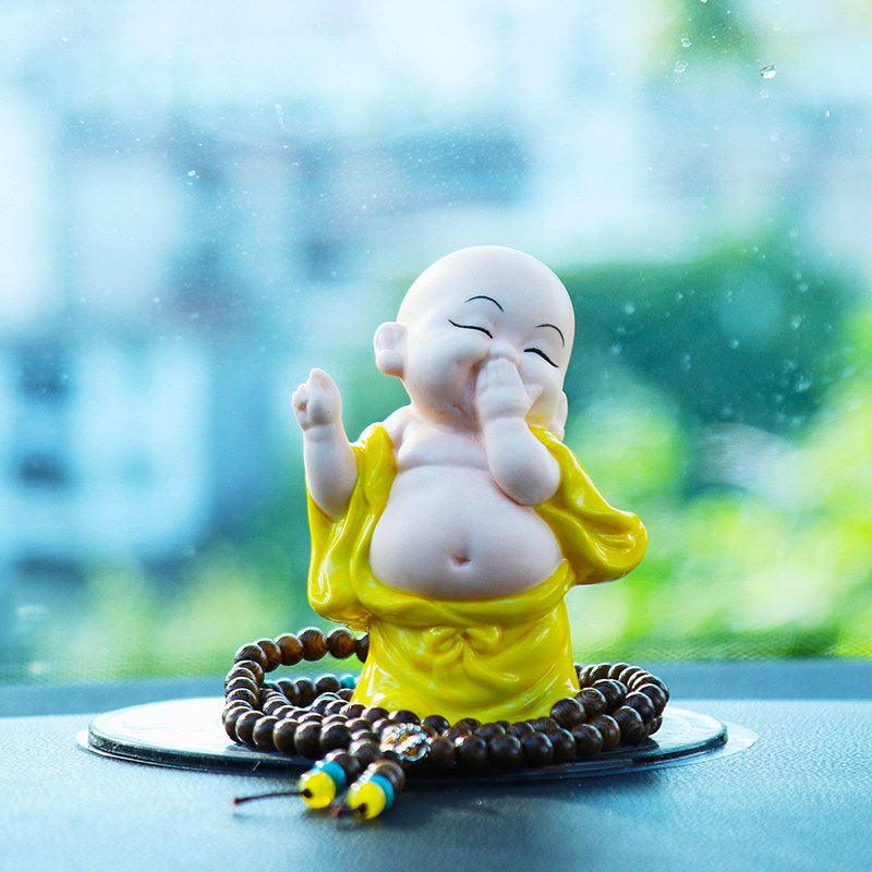 精品陶瓷车载佛像招财保平安弥勒佛可爱佛系小和尚汽车禅意小摆件
