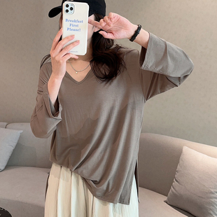 春夏薄款 T恤女开叉莫代尔打底衫 纯色百搭上衣防嗮大码 宽松V领长袖