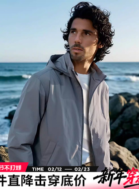 AK男装新款复古防风防雨藏帽立领标识印花合体夹克男