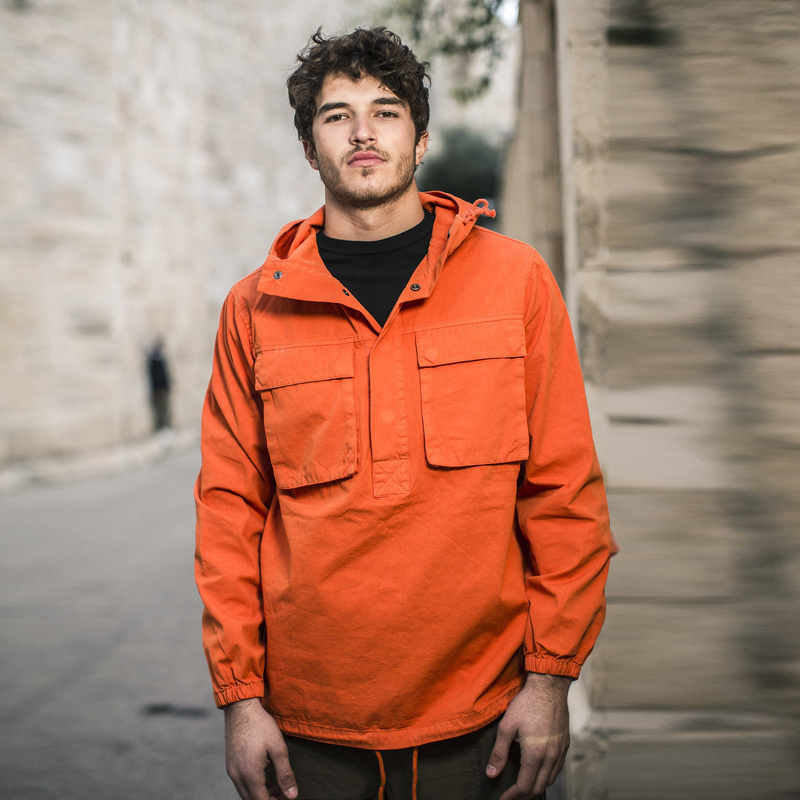 暗扣门襟 带盖口袋