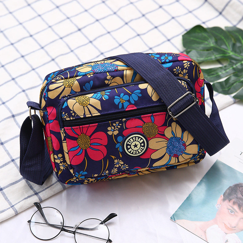 2020新款包包尼龙女士包妈妈中老年斜挎包帆布女单肩牛津休闲小包