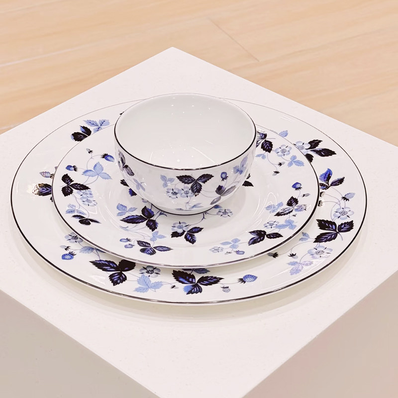 WEDGWOOD野草莓墨蓝餐碗盘子餐具