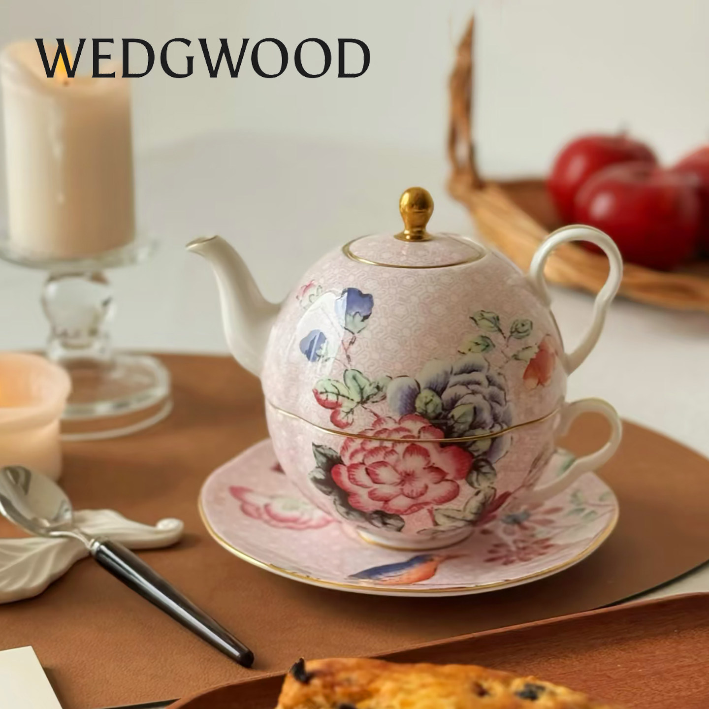 WEDGWOOD欧式骨瓷茶壶杯碟3件套