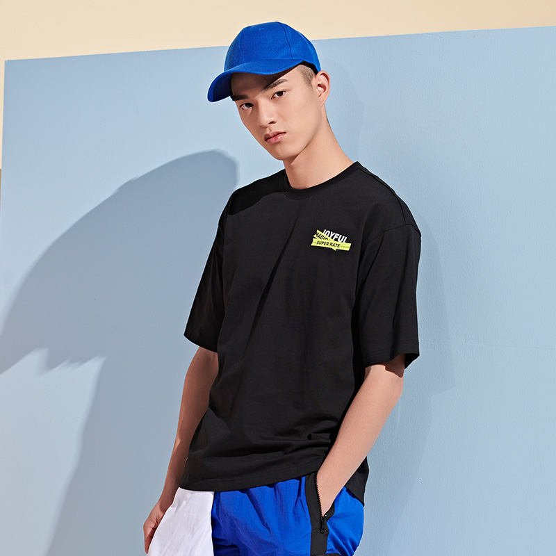 男夏季新款休闲圆领短袖运动t恤