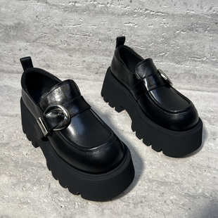 欧洲站2026春新款欧货真皮女鞋厚底胎牛皮搭扣乐福鞋英伦增高皮鞋