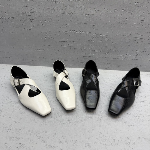 欧洲站真皮平底方头玛丽珍春款