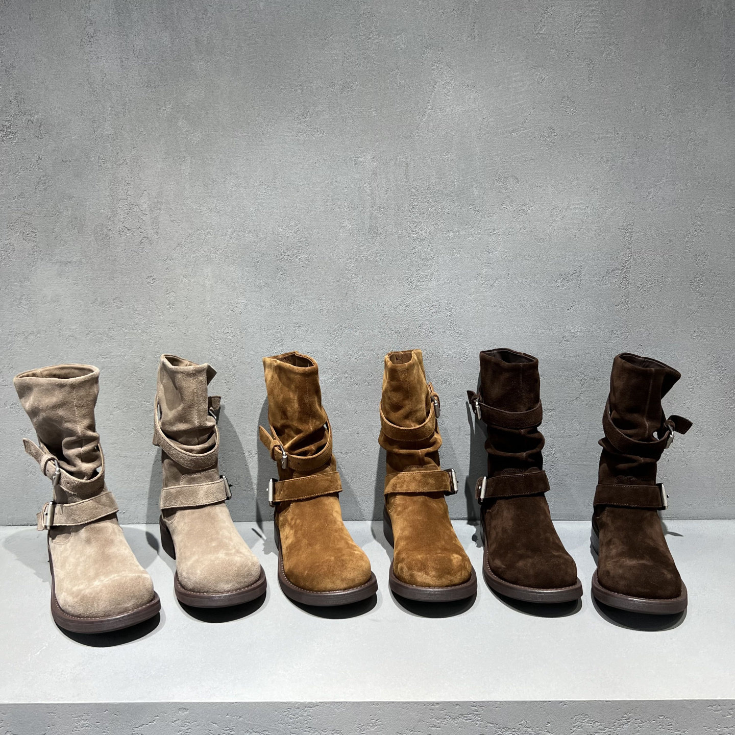 先锋名典女鞋2025秋季新款欧货粗跟皮带扣套筒马丁靴堆堆靴中筒靴,女鞋,马丁靴,淘宝优惠券,粉丝福利购,淘宝优惠卷