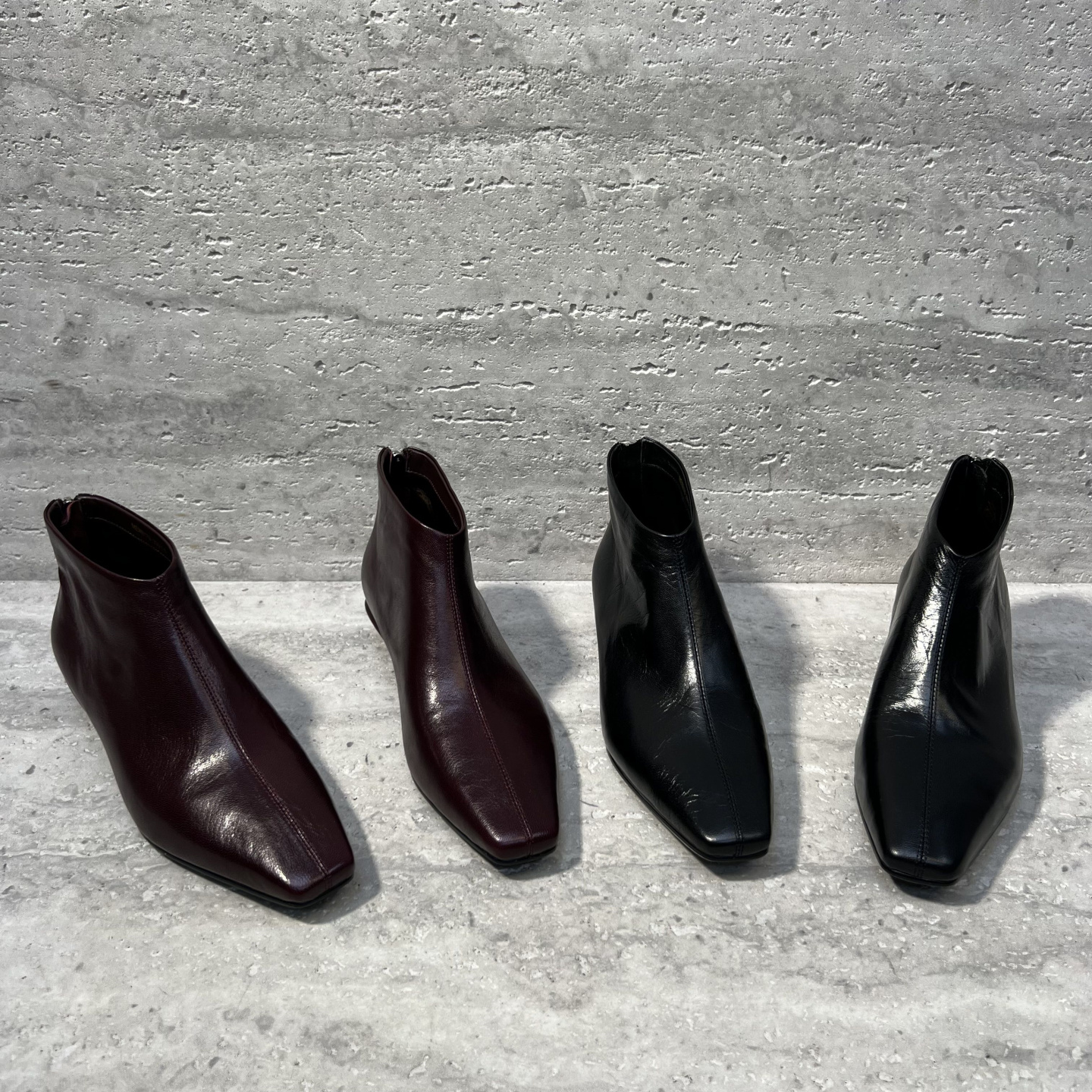 真皮方头粗跟后拉链时装靴短靴女