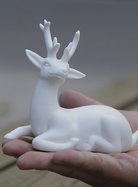 陶瓷小鹿白瓷摆件欧式客厅桌面