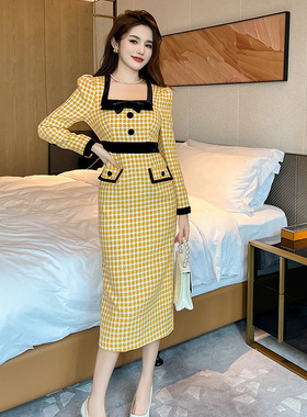 2025秋装新款港风优雅气质方领减龄蝴蝶结修身格纹连衣裙女50683