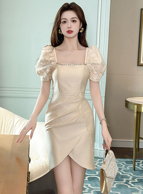 2025夏季新款女装法式方领镶钻泡泡袖修身包臀不规则连衣裙30805