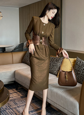 2025秋冬装新款女装女神范气质通勤圆领修身高腰长款连衣裙10909