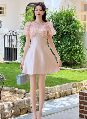 2025夏季新款女装甜美气质重工镶钻圆领泡泡袖收腰A字连衣裙21156