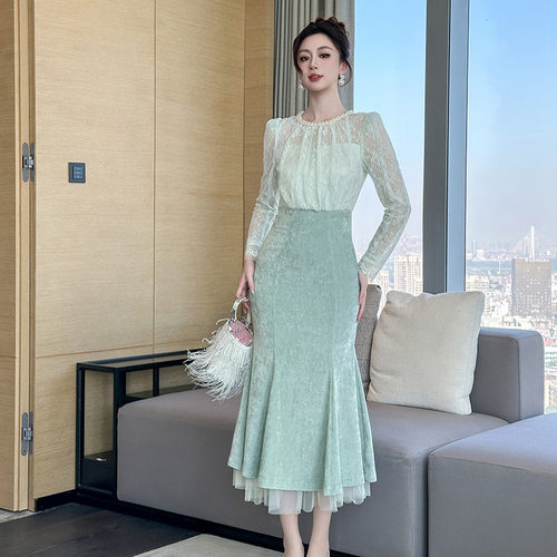 薄荷绿修身蕾丝鱼尾连衣裙丝绒收腰气质名媛宴会晚礼服女45378