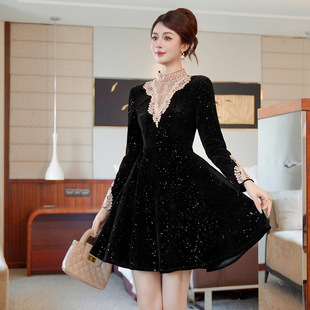 miu系赫本风小黑裙设计感收腰蓬蓬礼服裙复古金丝绒连衣裙女9968