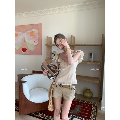 THREE GOOOD殷三吉 V领设计荷叶边扭结层次感上衣Y725A04070-1